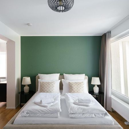 Staytona - Parkpl. - Balkon - Wlan - Netflix - Wfh Taunusstein Exterior photo
