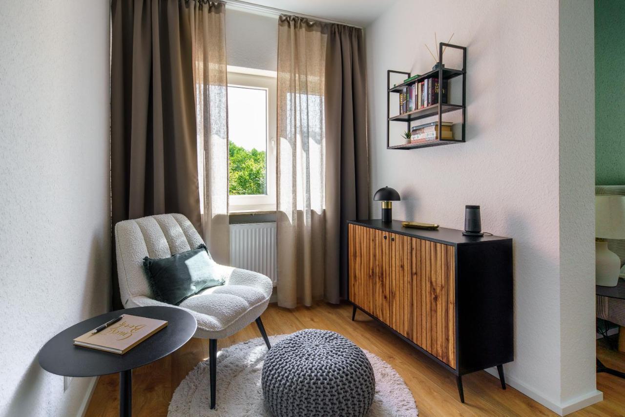 Staytona - Parkpl. - Balkon - Wlan - Netflix - Wfh Taunusstein Exterior photo
