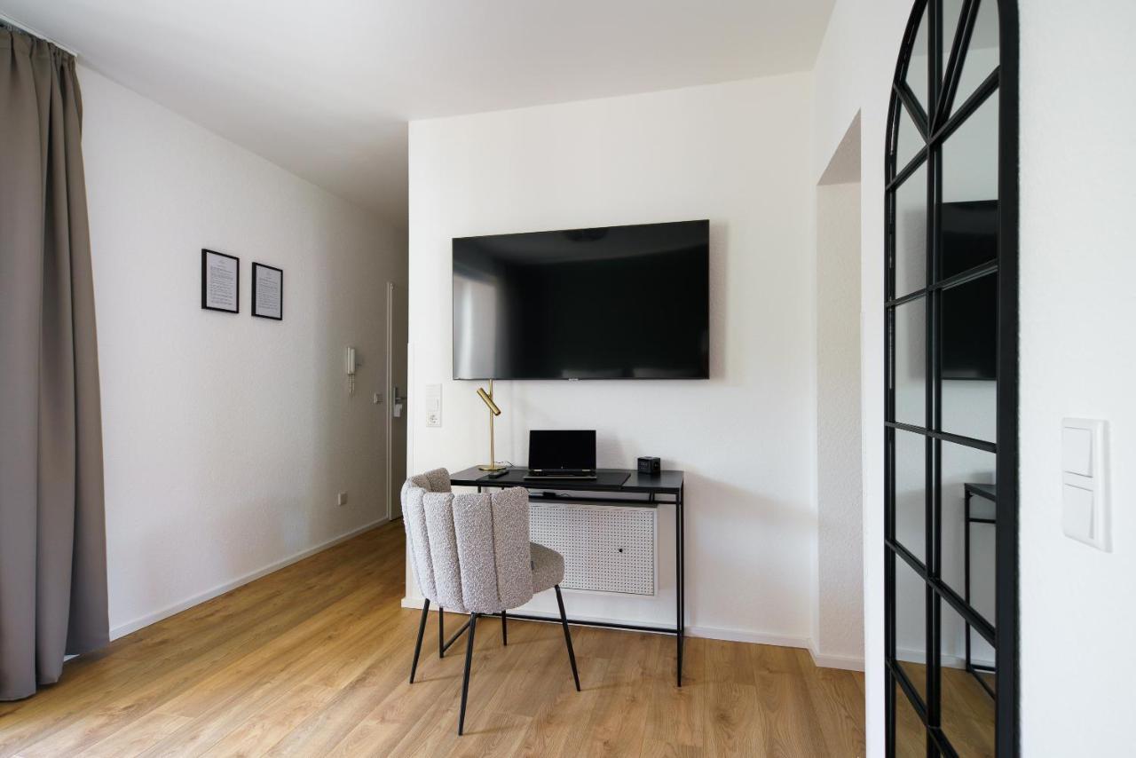 Staytona - Parkpl. - Balkon - Wlan - Netflix - Wfh Taunusstein Exterior photo