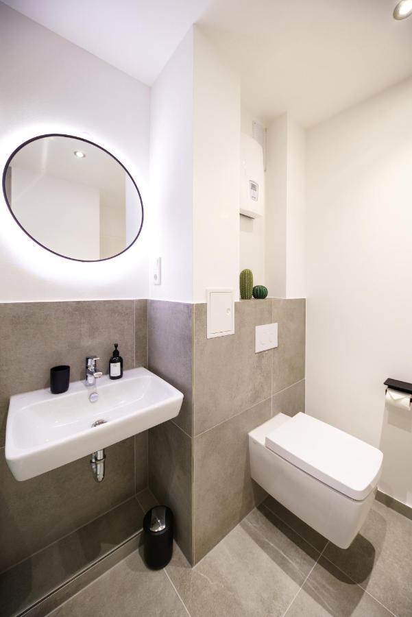 Staytona - Parkpl. - Balkon - Wlan - Netflix - Wfh Taunusstein Exterior photo